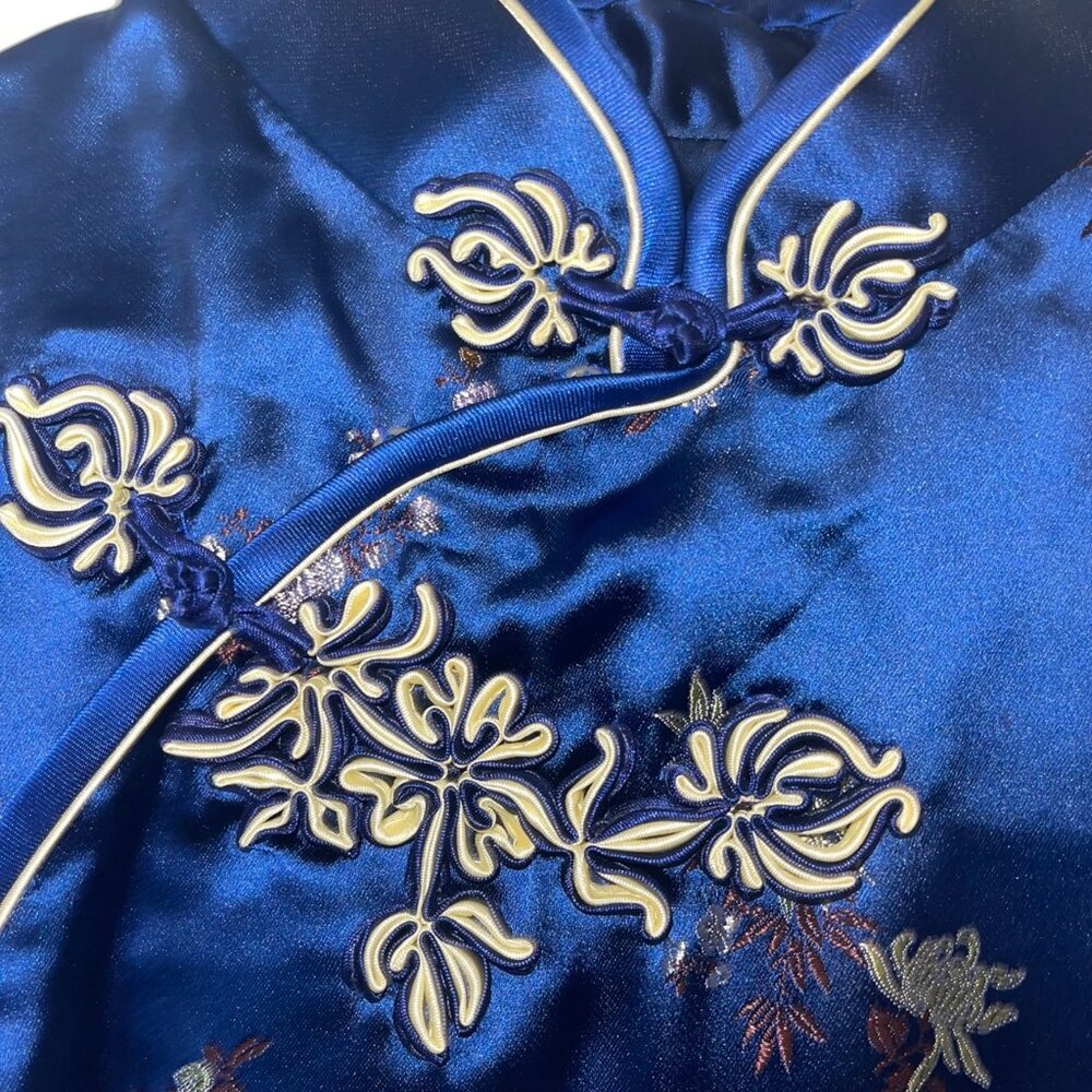 Blue traditional Chinese silk dress (qi pao)